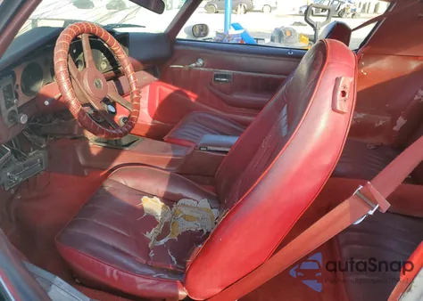 1981 Chevrolet Camaro из США, поврежденный, VIN 1G1AP87H8BL120939